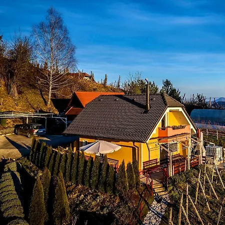 Vikend Isabella Ferienhaus Sevnica